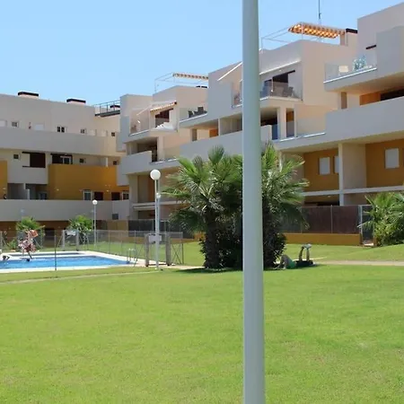 아파트 Fantastic Location - Luxury 3 Bed 3 Bath Duplex In *