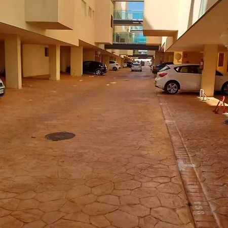 아파트 Fantastic Location - Luxury 3 Bed 3 Bath Duplex In *