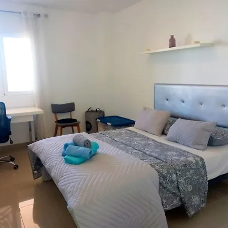 Fantastic Location - Luxury 3 Bed 3 Bath Duplex In 아파트 플라야 플라멩카