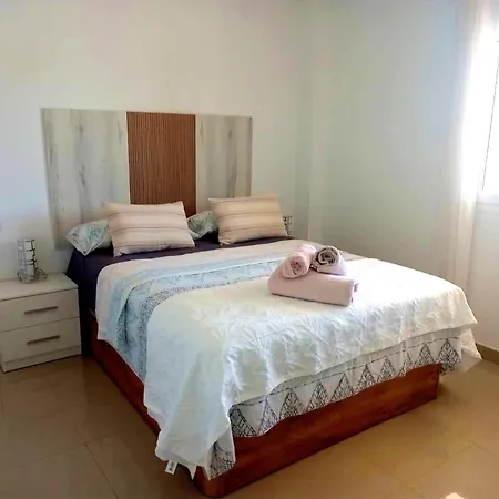 아파트 Fantastic Location - Luxury 3 Bed 3 Bath Duplex In 플라야 플라멩카